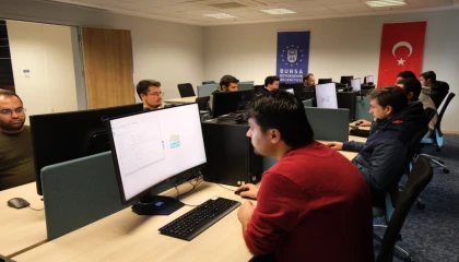 Bursa’da ’Dijital Gençlik Merkezi’ oluşturuldu
