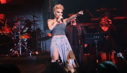 İrem Derici’den Ferdi Tayfur’a anlamlı anma