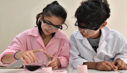 İzmir Bornova’da öğrencilere Kış Bilim Kampı