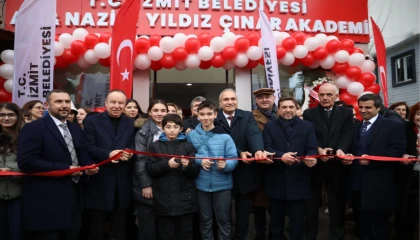 İzmit’te Ali Nazile Yıldız Çınar Akademi LGS Merkezi açıldı