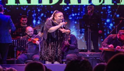 Kibariye Mersin’de sevenleriyle buluştu