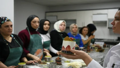 Kocaeli Çayırova’da yeni pasta şefleri yetişiyor