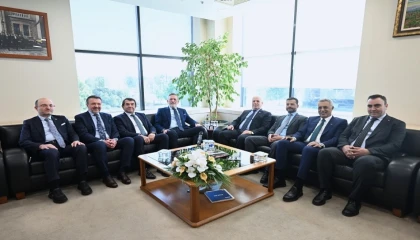 Bursa Büyükşehir Belediye Başkanı’ndan BTSO’ya ziyaret