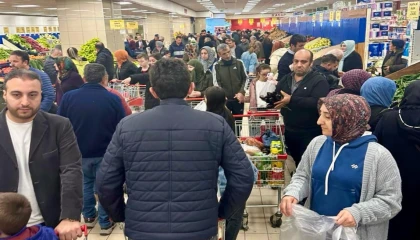 Bakan Bolat: Ticaret ve milli ekonomi kazandı