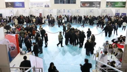 Bursa İnegöl’de 7. üniversite ve meslek tanıtım günleri başladı