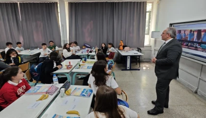 Bursa’da tüm ilçelerde eş zamanlı ders işlendi... İlk ders ’Sağlıklı Beslenme’