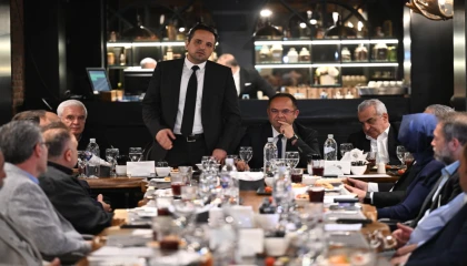 BUYSAD’da bayrak değişimi