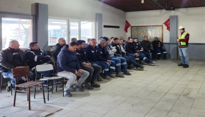 İzmir Selçuk’ta belediye personeline ’İş Sağlığı ve Güvenliği’ eğitimi