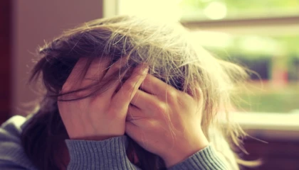 Kronik uykusuzluk öğrenmeyi güçleştirip, hafıza problemlerine yol açabiliyor!