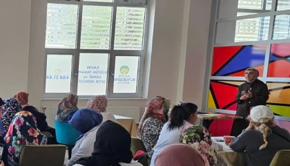 Malatya’da “Aile İçi İletişimin Çocuklar Üzerindeki Etkisi” anlatıldı
