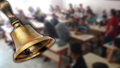 Okullarda ders zili yeniden çalıyor