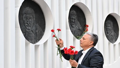 Antalya Muratpaşa’da ’üç fidan’a anma