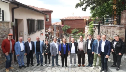 Kapanca’da söz sanatın, sahne sokakların!