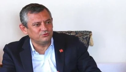 Özgür Özel’den saldırı sonrası ilk mesaj: Fırtınadan sağ salim geçeceğiz