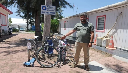 Antalya’da toplu taşımada unutulan eşyalar sahiplerini bekliyor