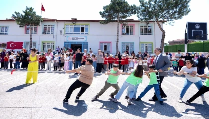 Bakan Tekin’den sürpriz ’dönem sonu’ ziyaret