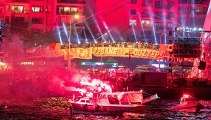 Göztepe’nin 100. yılında gökyüzü sarı-kırmızı