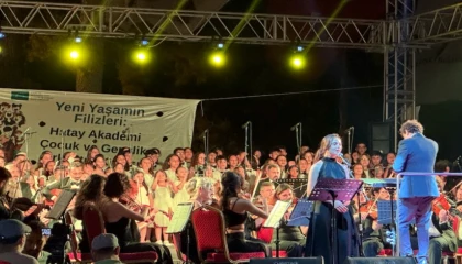 Hatay’da çocuklar ve gençler ’Yeni Yaşamın Filizleri’ ile müzikle buluştu