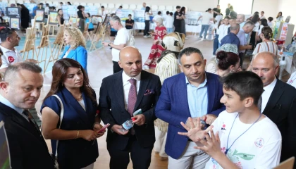 İzmir Torbalı’da ’4006-C TÜBİTAK Bilim Fuarları Festivali’ coşkusu