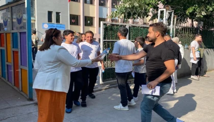 İzmit Belediyesi, LGS günü öğrencileri yalnız bırakmadı
