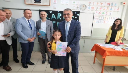 Kocaeli Çayırova’da karne heyecanı yaşandı