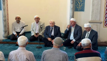 Ünlü mevlidhanlar İzmit’in 104. kurtuluş yılında buluştu