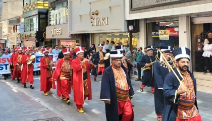 Alışveriş Festivali esnafa can suyu oldu