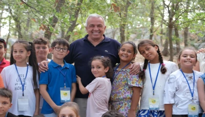 Bursa’da Başkan Özdemir’den yaz okulu ziyareti