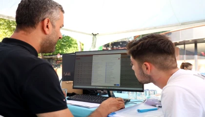Denizli Büyükşehir’den gençlere ücretsiz YKS tercih danışmanlığı