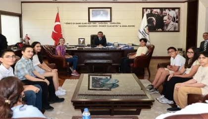 Denizli’de LGS şampiyonları Başkan Çavuşoğlu’nun konuğu oldu