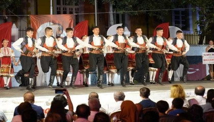 Dünya kültürleri Denizli’nin ilçelerinde sahne alıyor