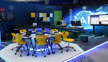 Etkileşimli tahtalar yeniden tanımlanıyor... Milli işletim sistemi PARDUS’un yeni sürümü yaygınlaştırılacak