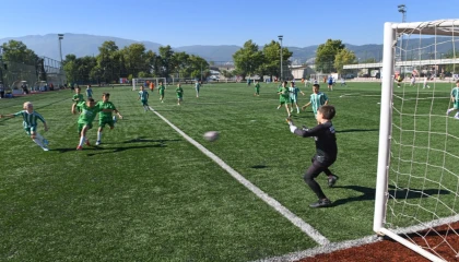 Geleceğin futbolcuları Osmangazi’de sahaya çıktı