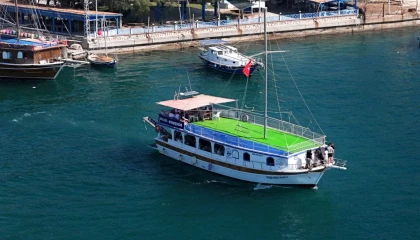 Güllük??Kıyıkışlacık arasında deniz ulaşımı başladı