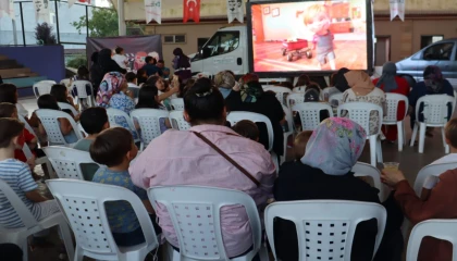 İzmitli çocukların sinema keyfi
