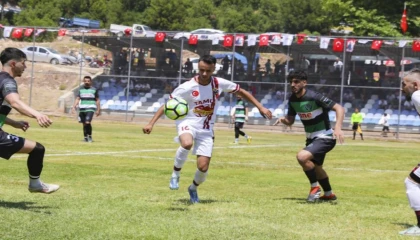 Mersin’de zafer coşkusu sahaya yansıdı
