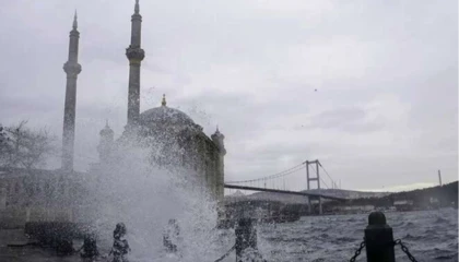 Meteoroloji’den kuvvetli rüzgar ve sağanak uyarısı!