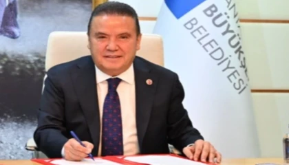 Muhittin Böcek görevden uzaklaştırıldı