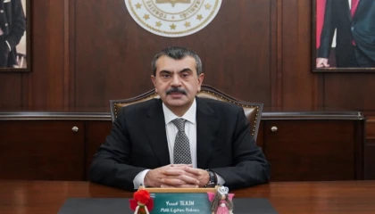 Şehit öğretmen Yılmaz’a Bakan Tekin’den anma mesajı