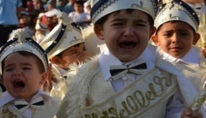 Sünnette çocuğun psikolojisine dikkat edilmeli