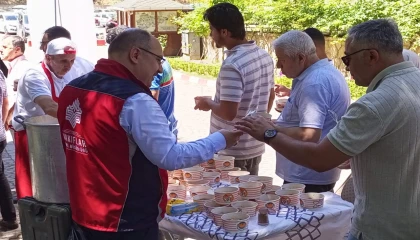 Vakıflar Genel Müdürlüğü’nden 81 ilde aşure ikramı