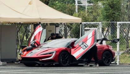 472 km/sa hızla elektrikli araç hız rekoru kırıldı