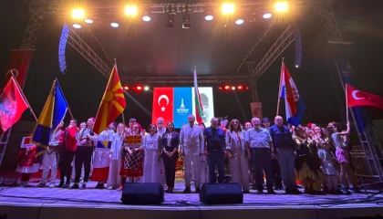 Balkan coşkusu İzmir’de sürüyor