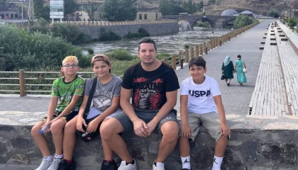 Bostanlıspor’un küçük muaythai sporcuları Kars’ta