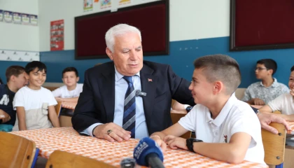 Bursa Büyükşehir’den öğrencilere ’okula başlama’ desteği