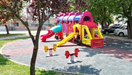 Bursa İnegöl’de çocuklara sağlıklı parklar