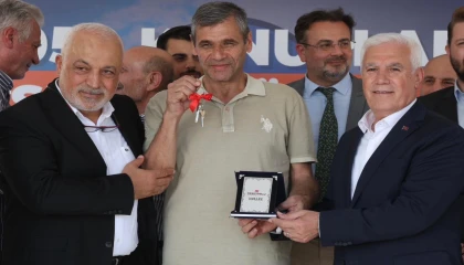 Bursa’daki büyük dönüşümde ilk anahtarlar teslim edildi
