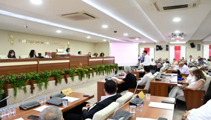 İzmir Karabağlar’dan eğitime güçlü destek