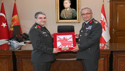 Kara Kuvvetleri ve Genelkurmay’da devir teslim