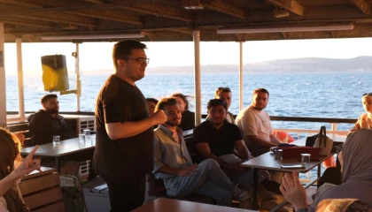 Kocaeli’de ’Kılavuz Kariyer’ öğrencilerine mehtap turu